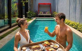 Seminyak Icon - by Karaniya Experience - CHSE certified